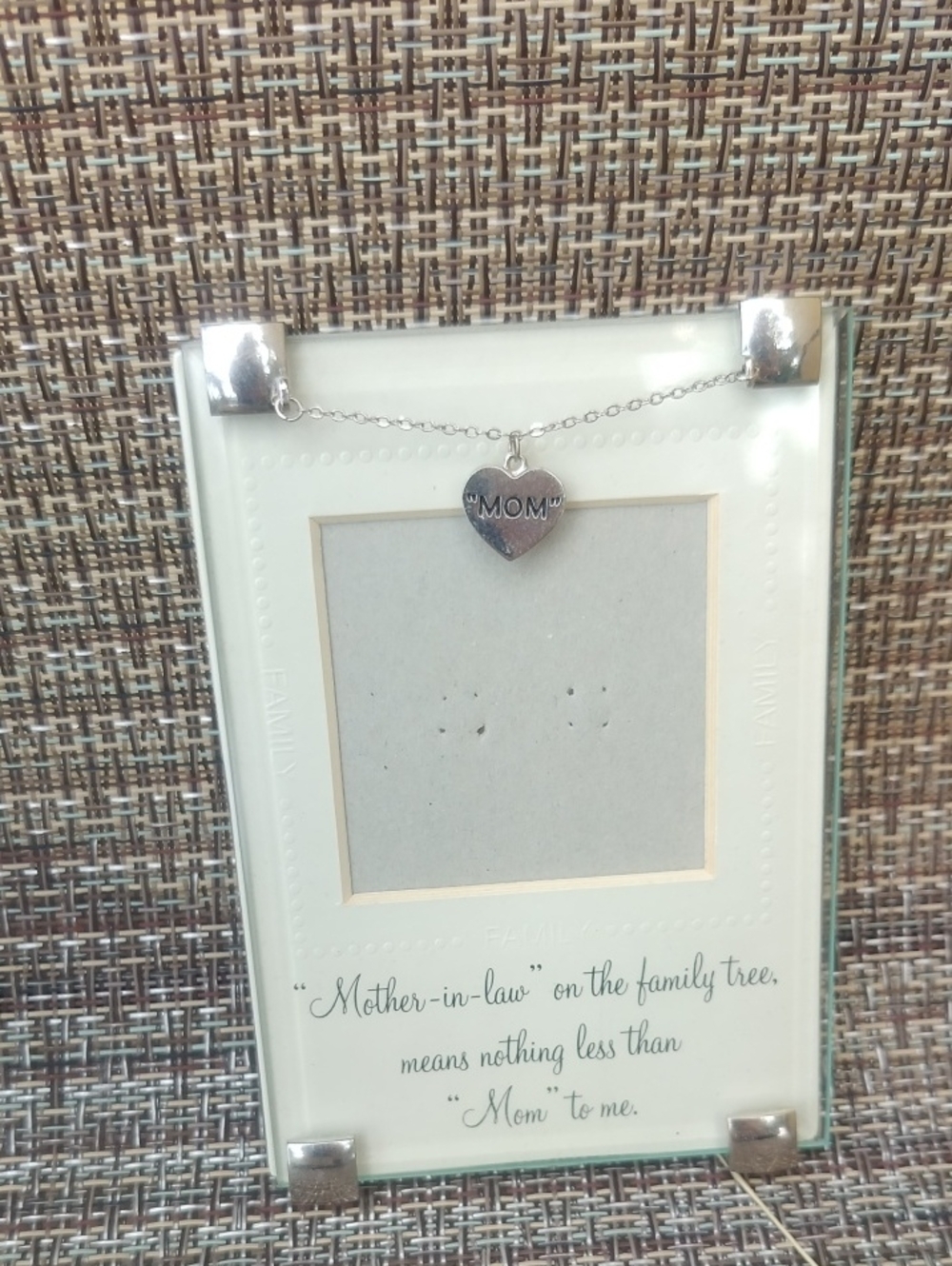 Mud Pie Heart 'MOM' Mother-in-law Adorable Mini Frame